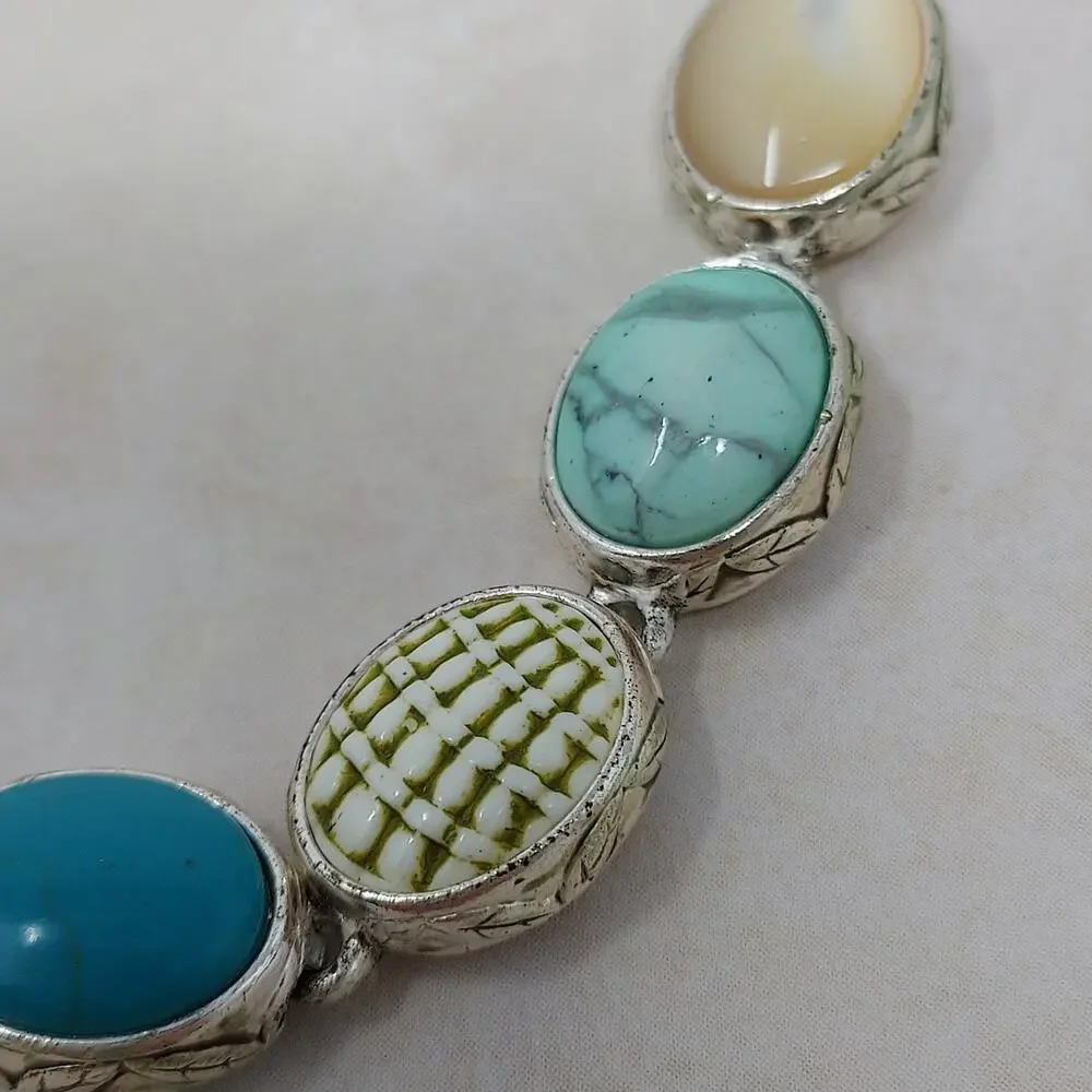 Vintage Monet Necklace Semiprecious Gemstone Turquoise Howlite MOP Signed 18